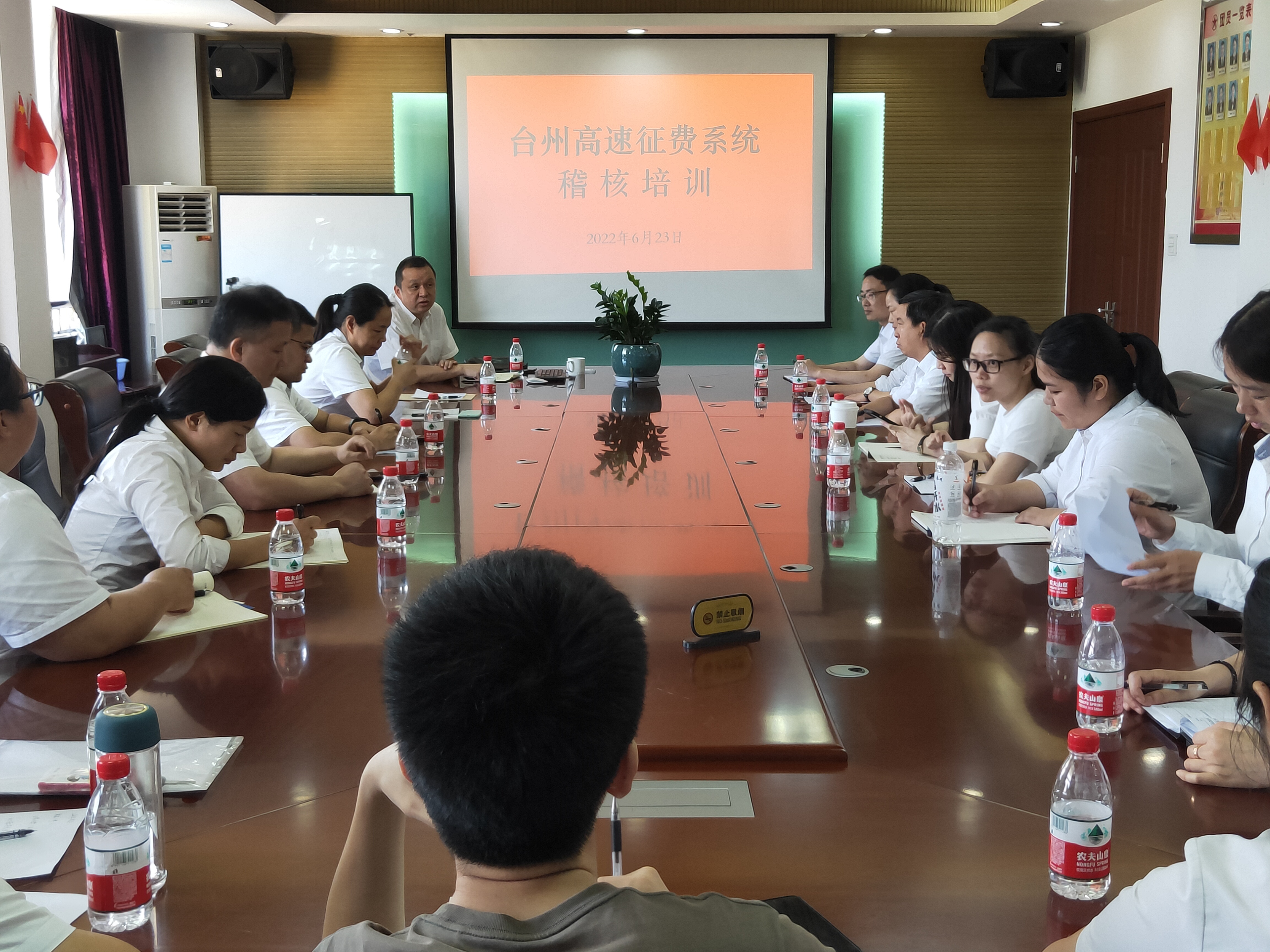 1656056258520163.jpg f72e6421f6bbe4ab6a9d050de3cb7a1.jpg