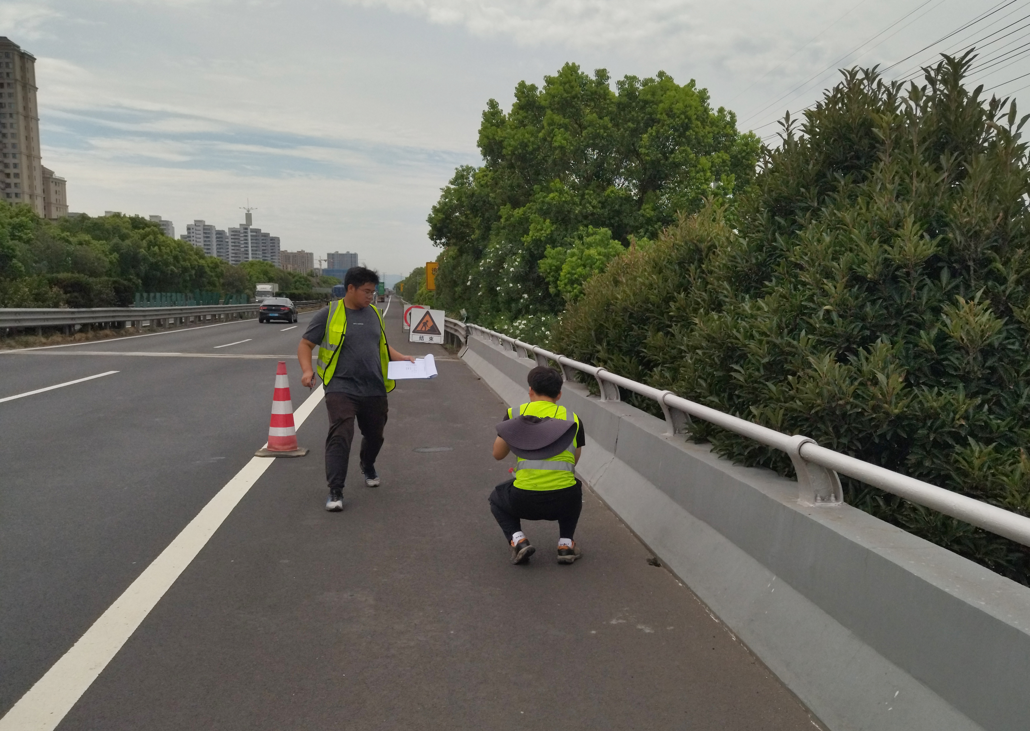 1662019981776494.jpg 橋梁檢測(cè)邱祖宇.jpg